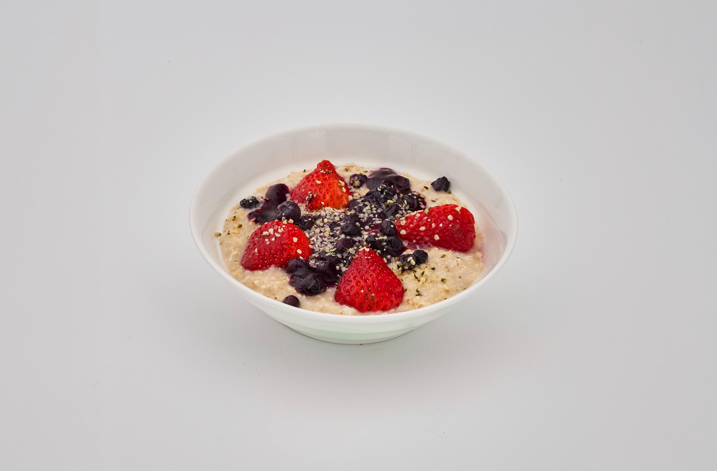 blueberry & strawberry oatmeal